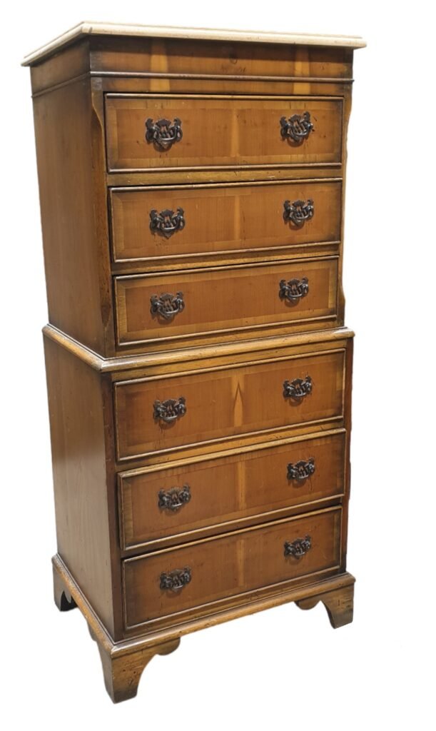 20240105_164822r-2 Restauration chiffonier